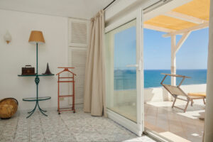 Suite Mirto access to the private terrace